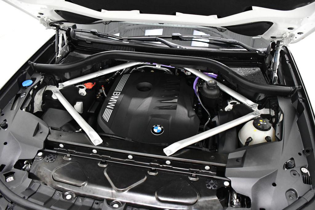 صورة 6 لـ 2024 BMW X7 XDRIVE40I