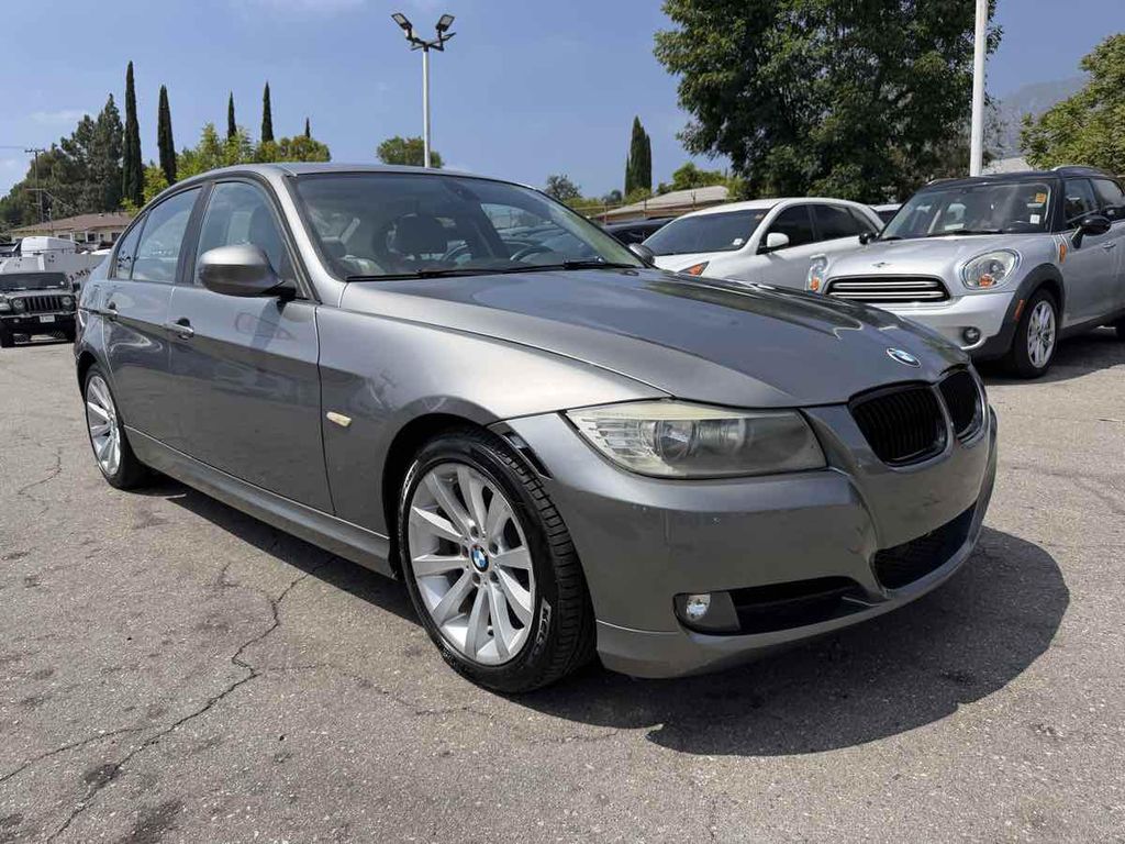 2011 BMW 3 Series 328i Sedan RWD