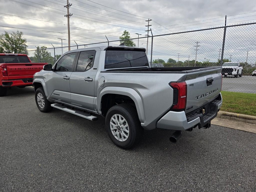 TOYOTA TACOMA - 7