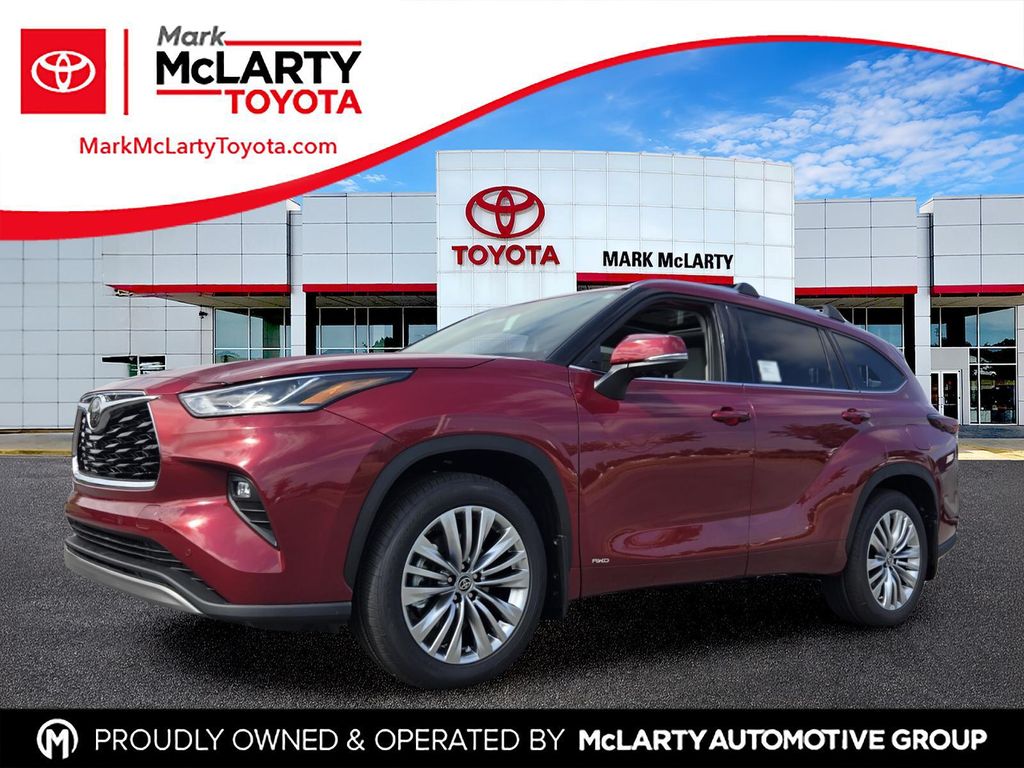 New 2026 Toyota Highlander Hybrid Platinum