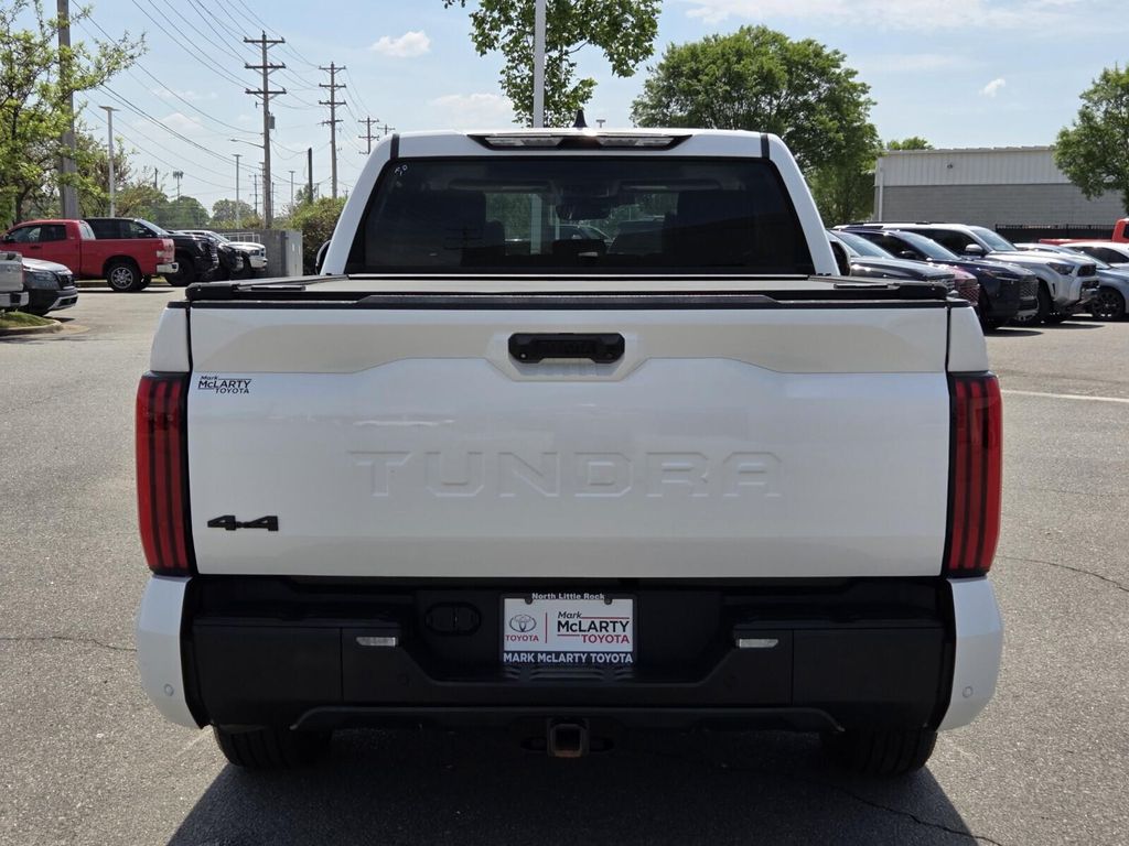 TOYOTA TUNDRA - 4