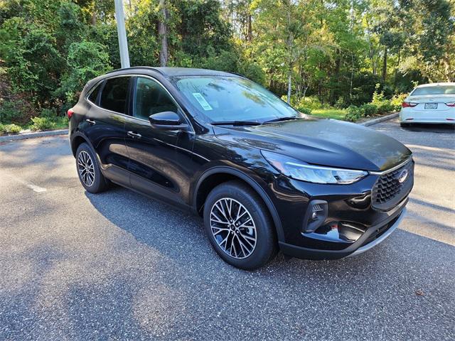 New 2025 Ford Escape PHEV SE
