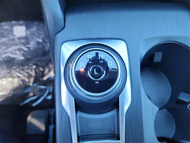 2025 FORD ESCAPE PHEV SE — миниатюра 24