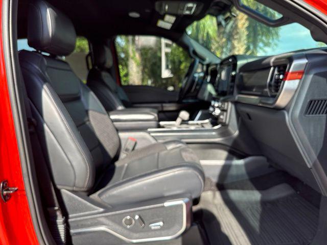 صورة مصغرة 25 لـ 2022 FORD F-150 RAPTOR