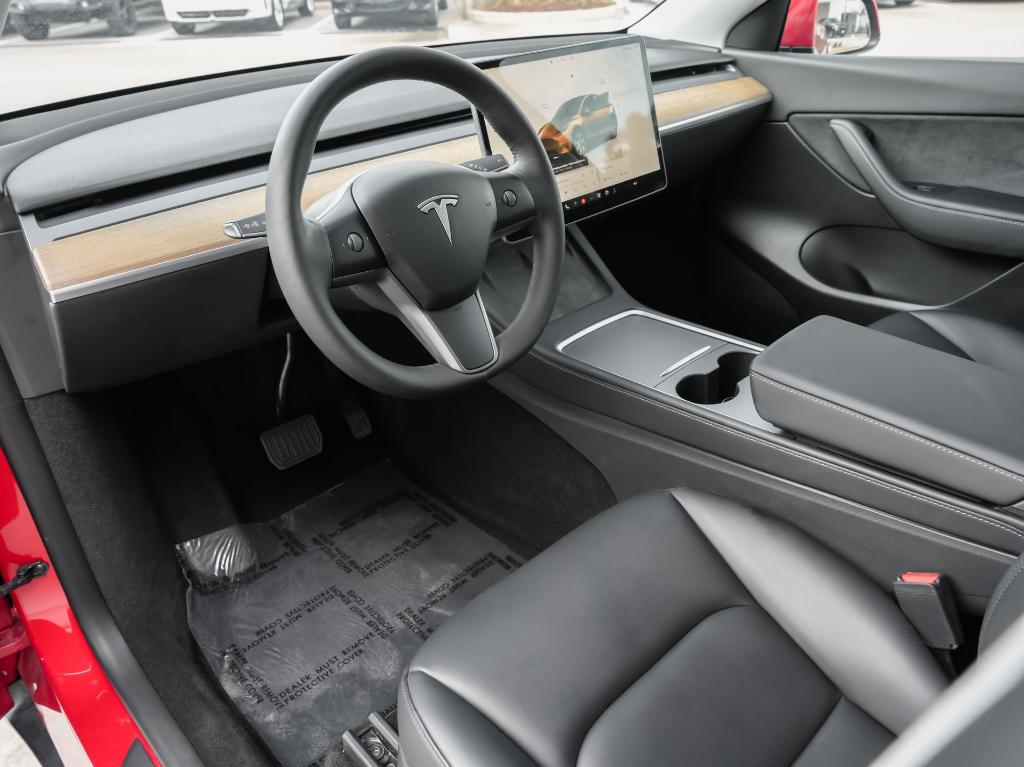 TESLA MODEL Y LONG RANGE - 7