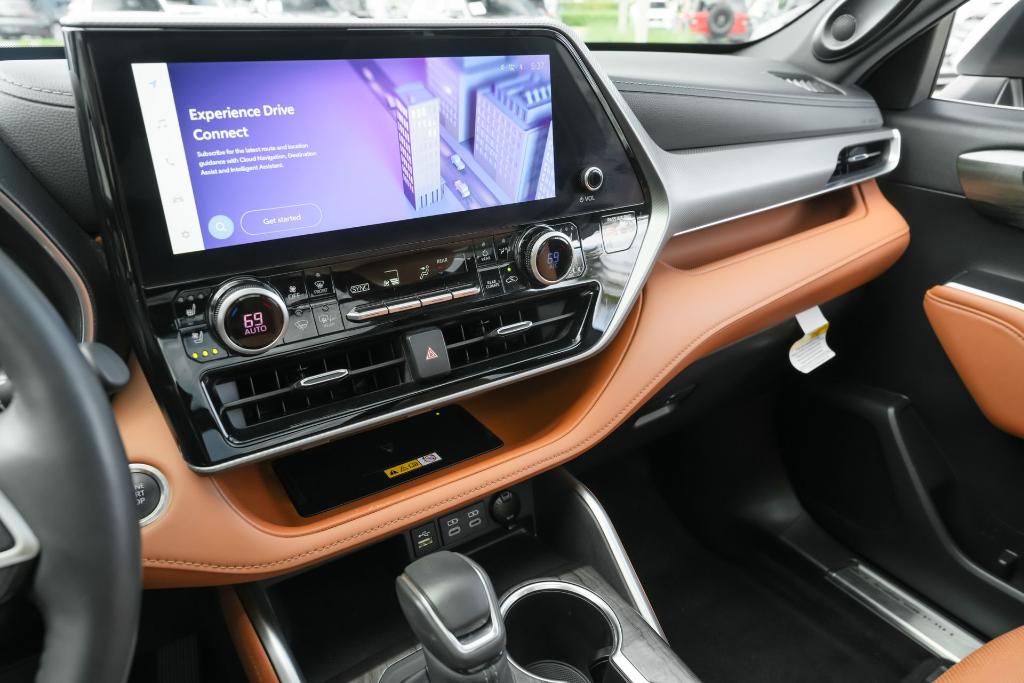 TOYOTA HIGHLANDER - 10