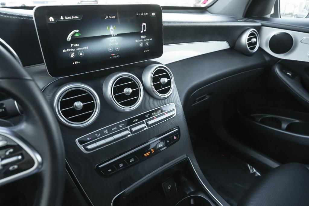 MERCEDES-BENZ GLC - 10