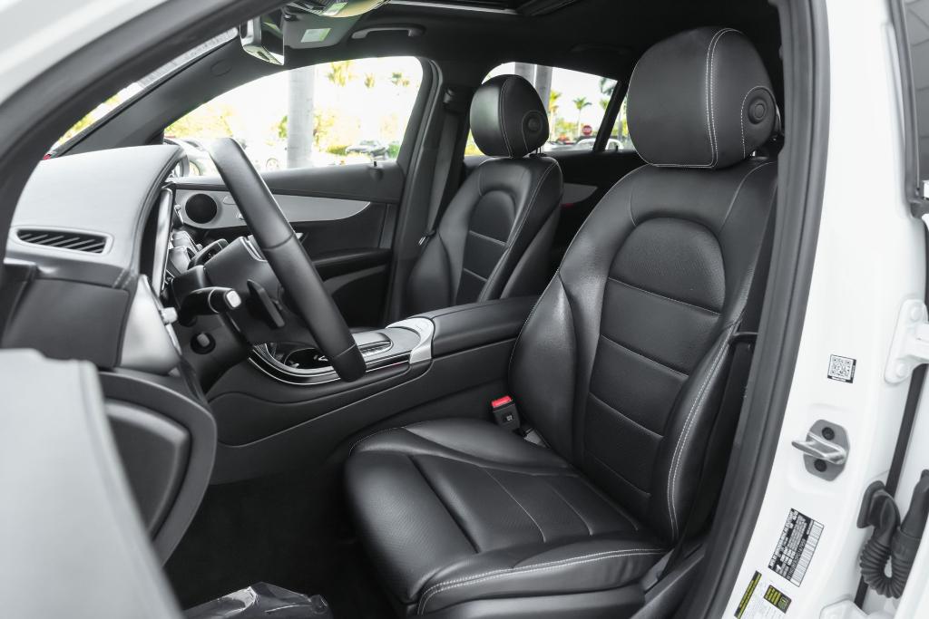 MERCEDES-BENZ GLC - 7