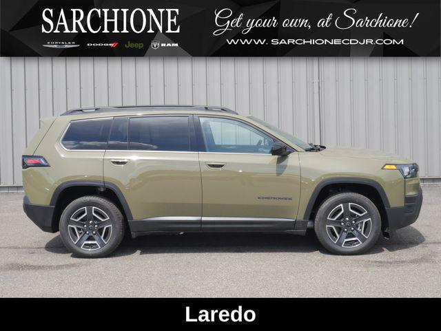 New 2026 Jeep Cherokee Laredo 4x4