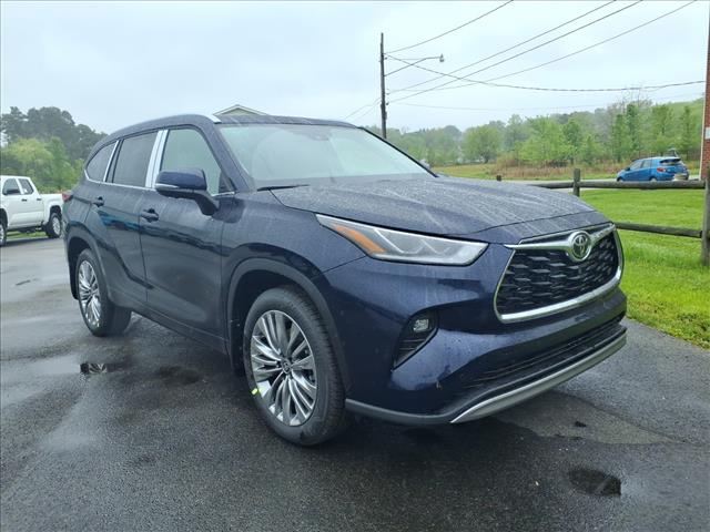 New 2026 Toyota Highlander Platinum