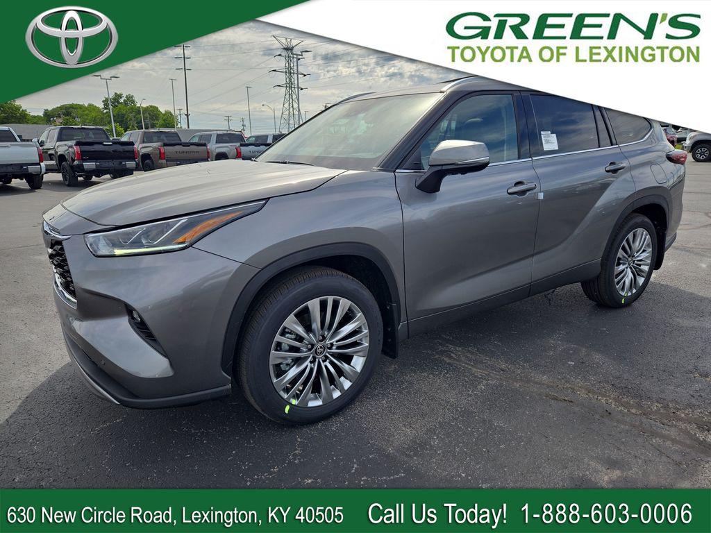 New 2026 Toyota Highlander Platinum