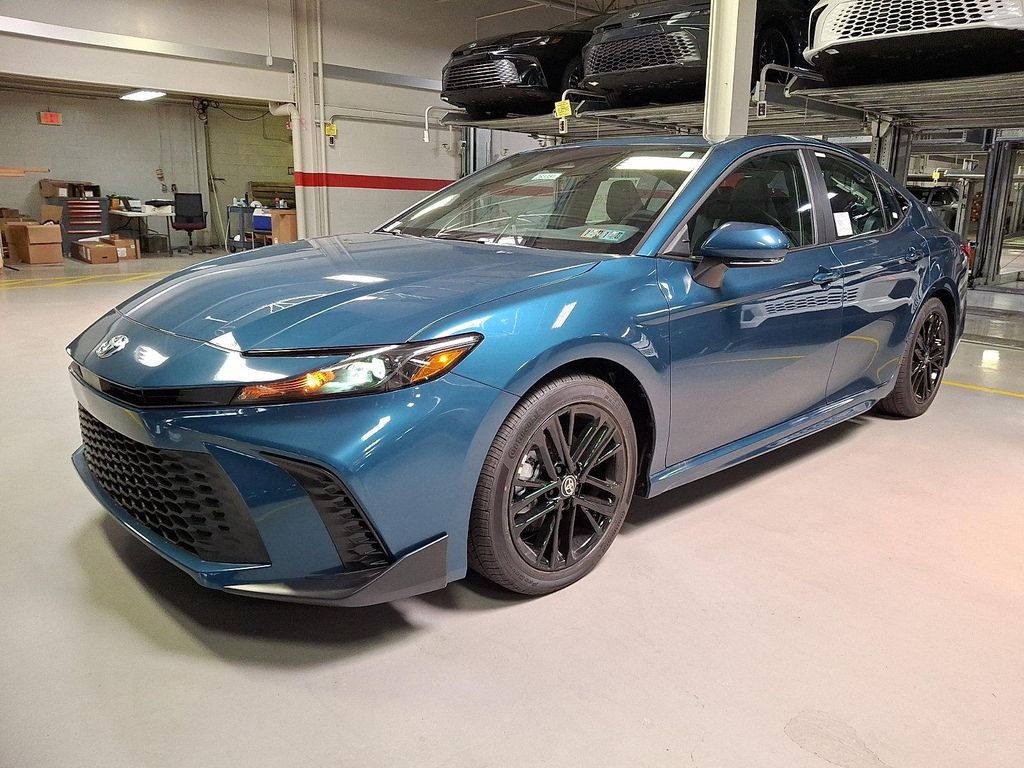 2026 TOYOTA CAMRY SE photo 2
