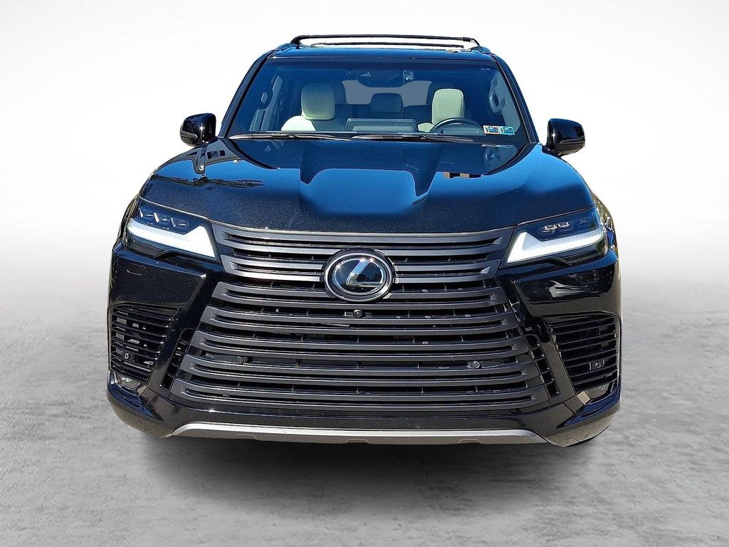 صورة مصغرة 2 لـ 2023 Lexus LX 600 LUXURY