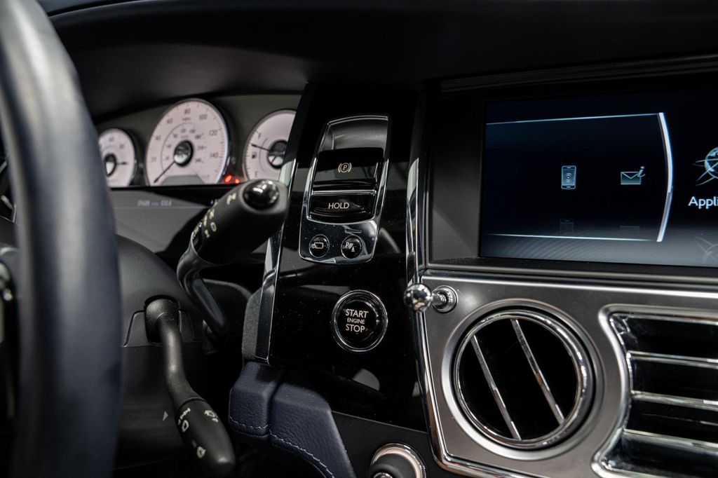 2020 ROLLS-ROYCE GHOST -TWO TONE PAINT, STARLIGHT HEADLINER 缩略图 37