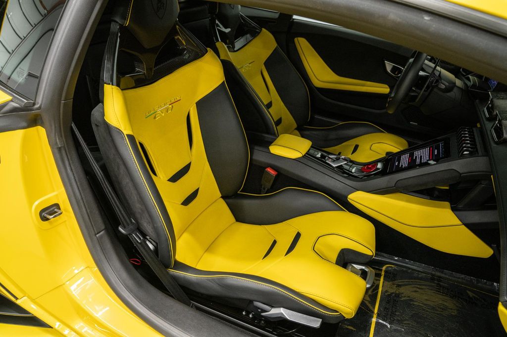 2021 Lamborghini HURACAN EVO COUPE 照片 25