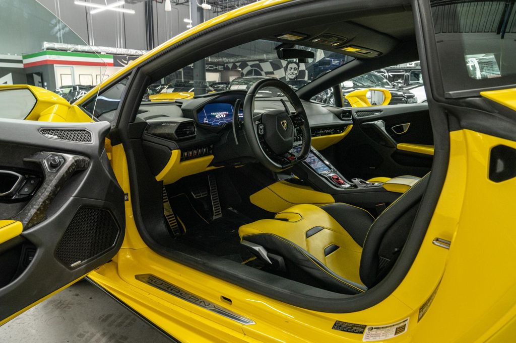 2021 Lamborghini HURACAN EVO COUPE 照片 23