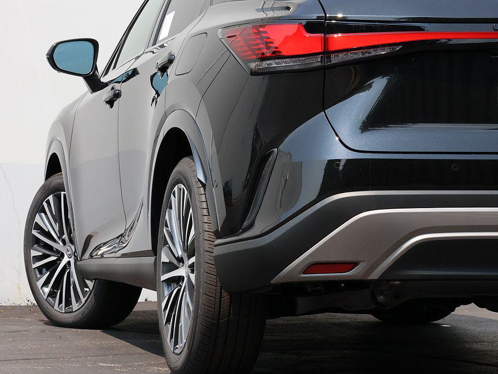 2026 Lexus RX 350H PREMIUM+ photo 8
