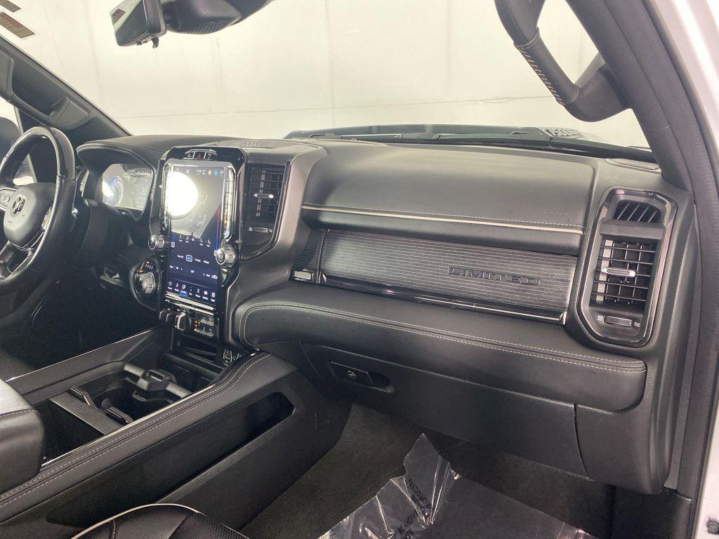 صورة مصغرة 31 لـ 2022 RAM 1500 LIMITED