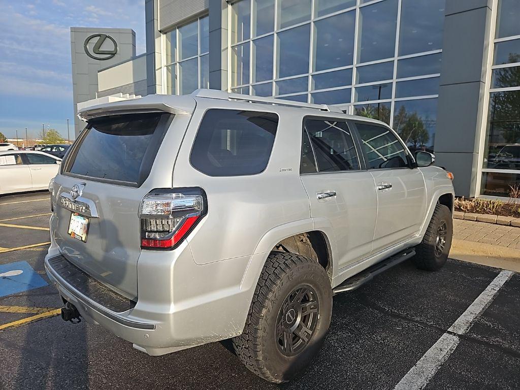 TOYOTA 4RUNNER - 3