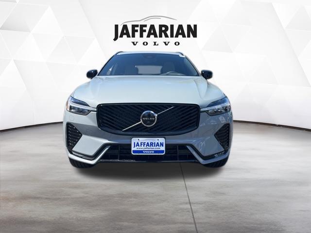 New 2026 Volvo XC60 B5 Plus