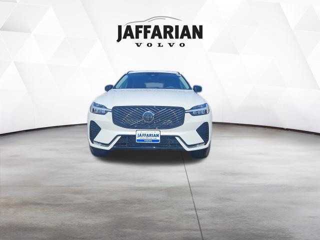 New 2026 Volvo XC60 B5 Plus