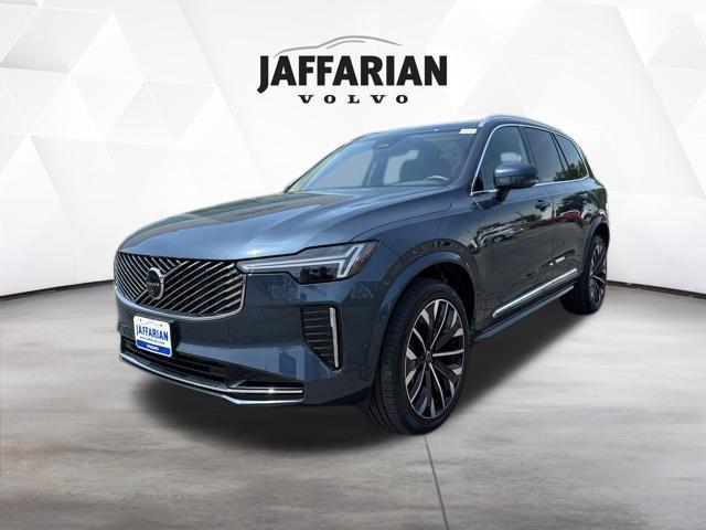 New 2026 Volvo XC90 B5 Plus