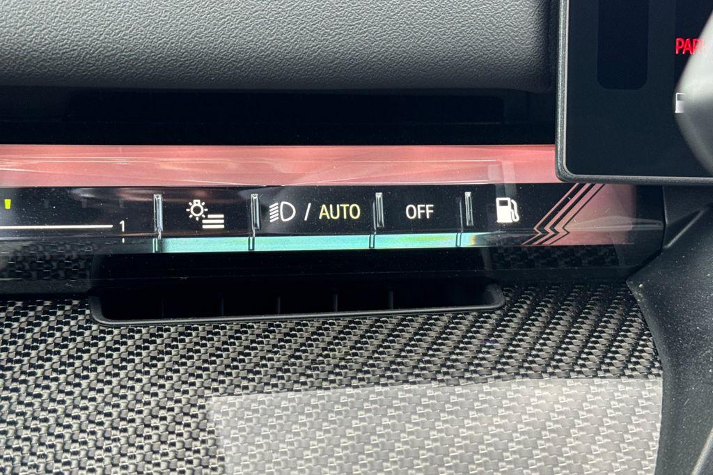 2027 BMW 550E 550E XDRIVE 缩略图 31