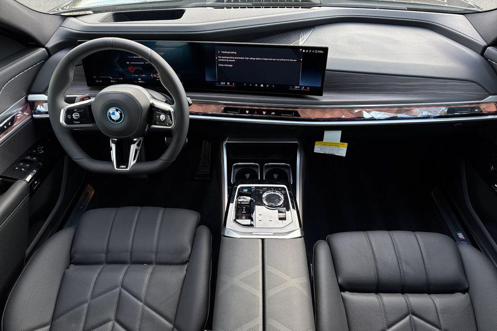 2026 BMW I7 XDRIVE60 thumbnail 14