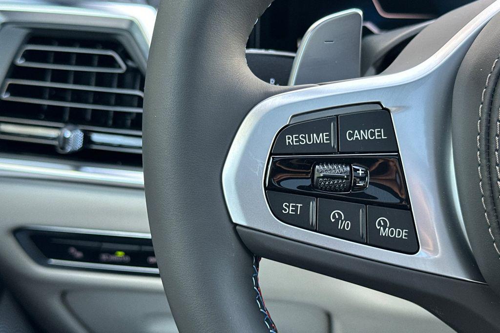 2026 BMW X7 M60I 缩略图 28