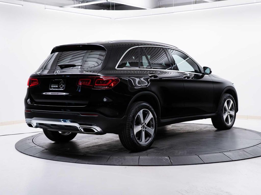 2022 Mercedes-BENZ GLC — фото 9