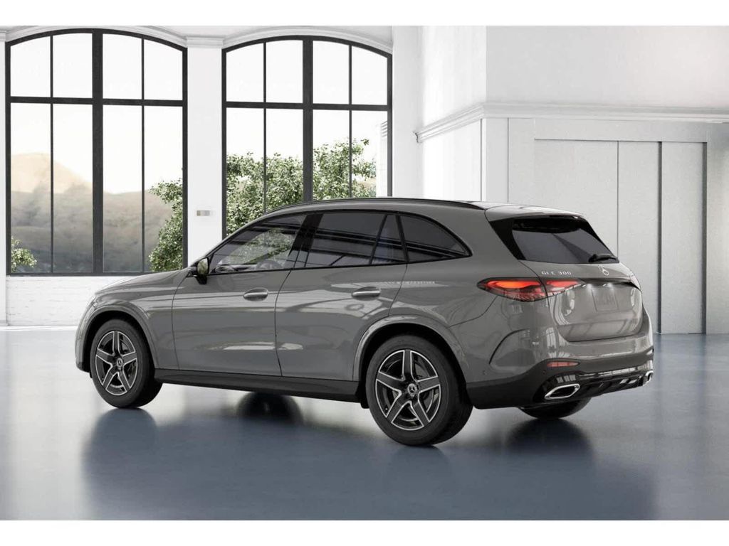 2026 Mercedes-BENZ GLC thumbnail 30