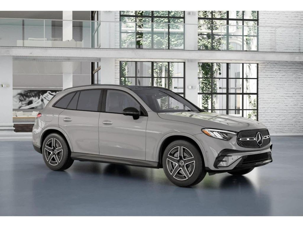 2026 Mercedes-BENZ GLC thumbnail 12