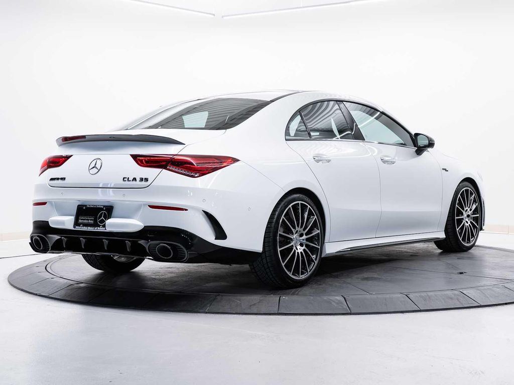 صورة 9 لـ 2023 Mercedes-BENZ AMG CLA 35 4MATIC