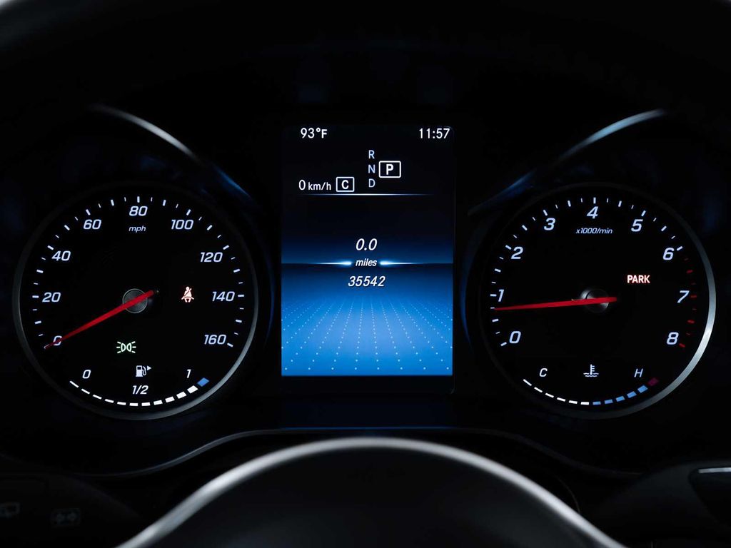 صورة مصغرة 18 لـ 2022 Mercedes-BENZ GLC