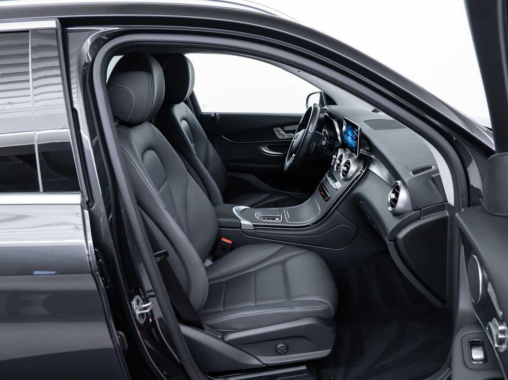 صورة مصغرة 15 لـ 2022 Mercedes-BENZ GLC