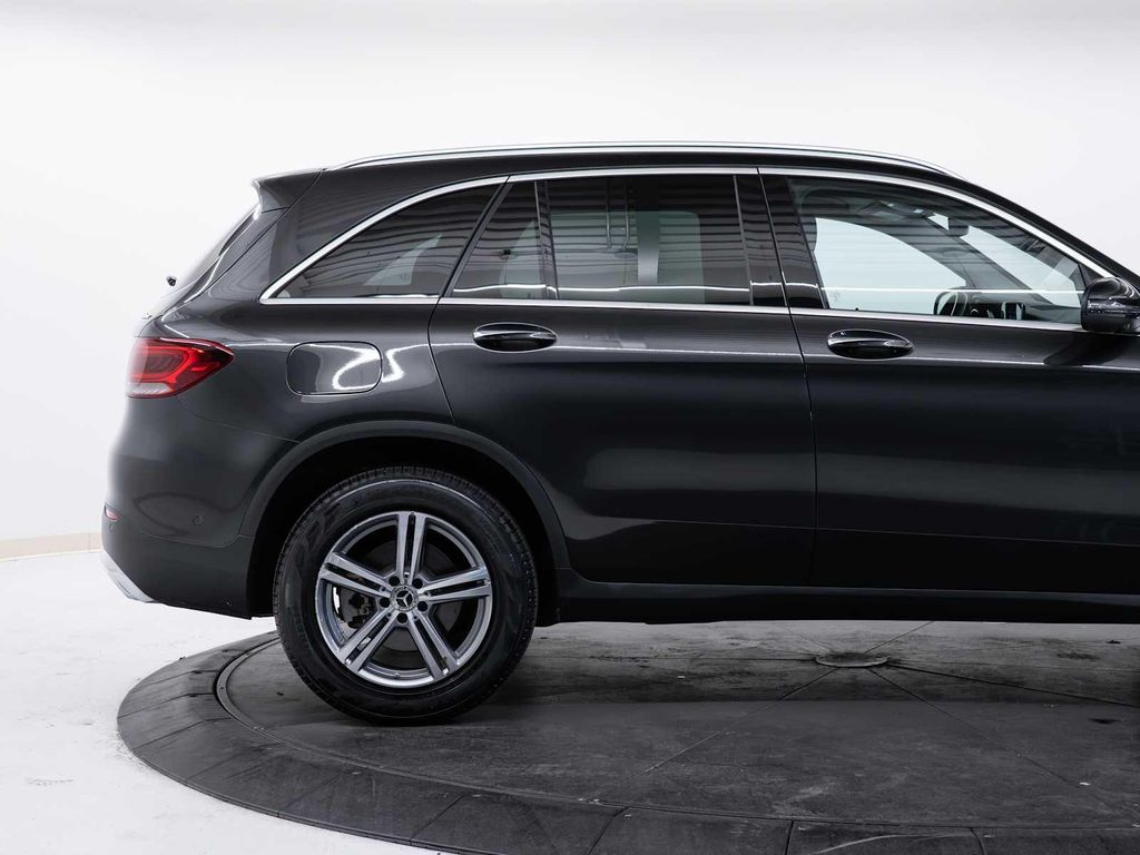 2022 Mercedes-BENZ GLC — фото 10