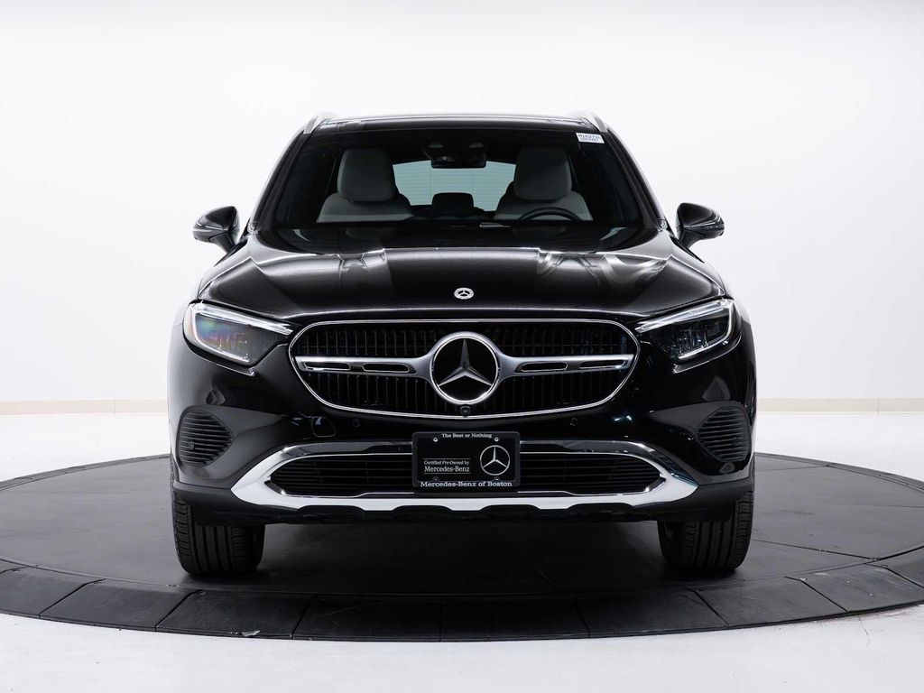 2026 Mercedes-BENZ GLC — фото 2