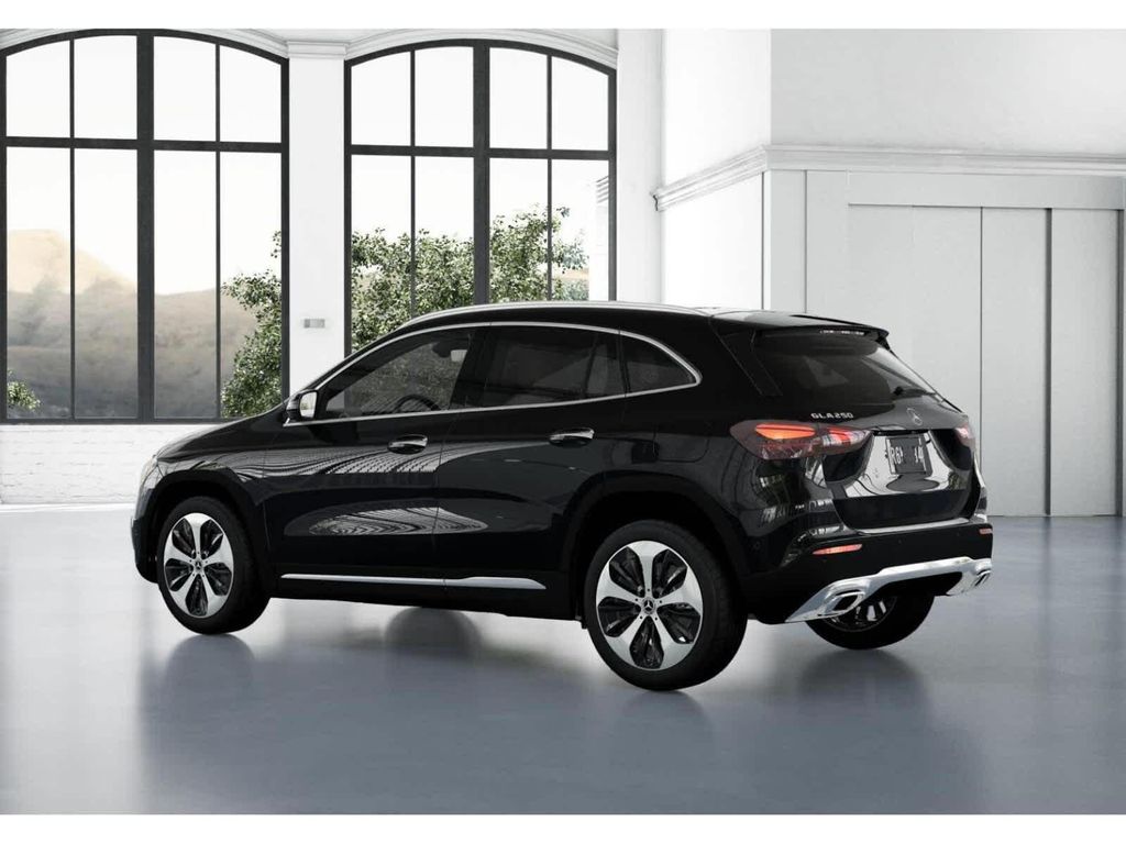 2026 Mercedes-BENZ GLA 缩略图 30