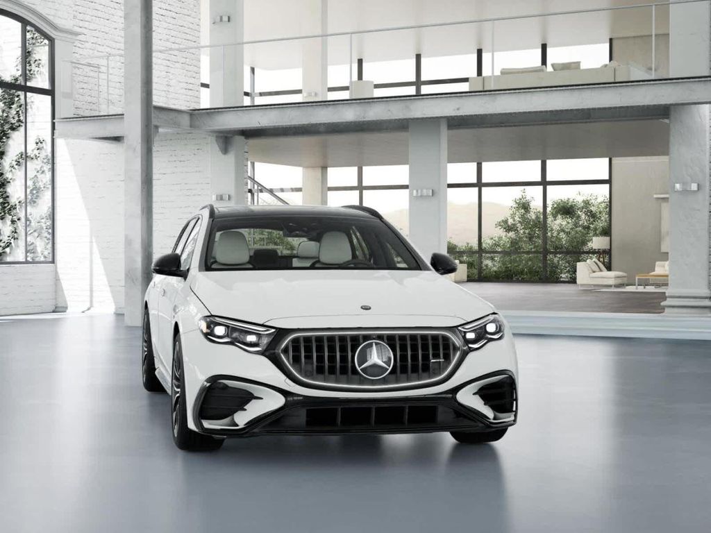 2026 Mercedes-BENZ AMG E 53 E 4MATIC+ — фото 10
