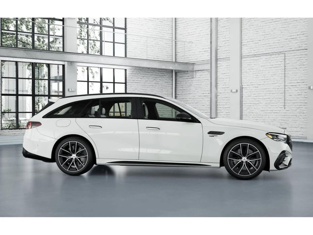 2026 Mercedes-BENZ AMG E 53 E 4MATIC+ 缩略图 17