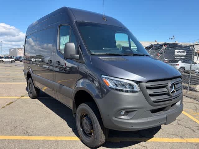 New 2026 Mercedes-Benz Sprinter 2500 Standard Roof