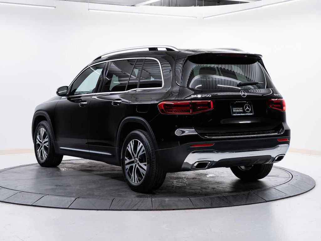 2025 Mercedes-BENZ GLB 照片 7