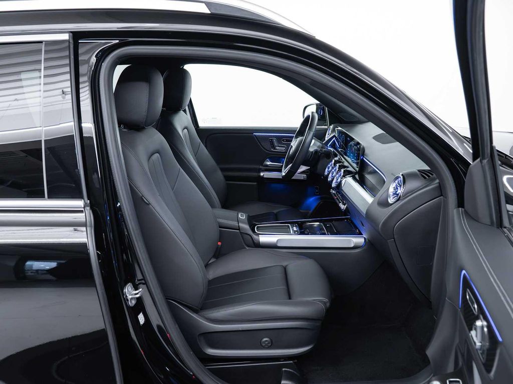 2025 Mercedes-BENZ GLB 缩略图 15