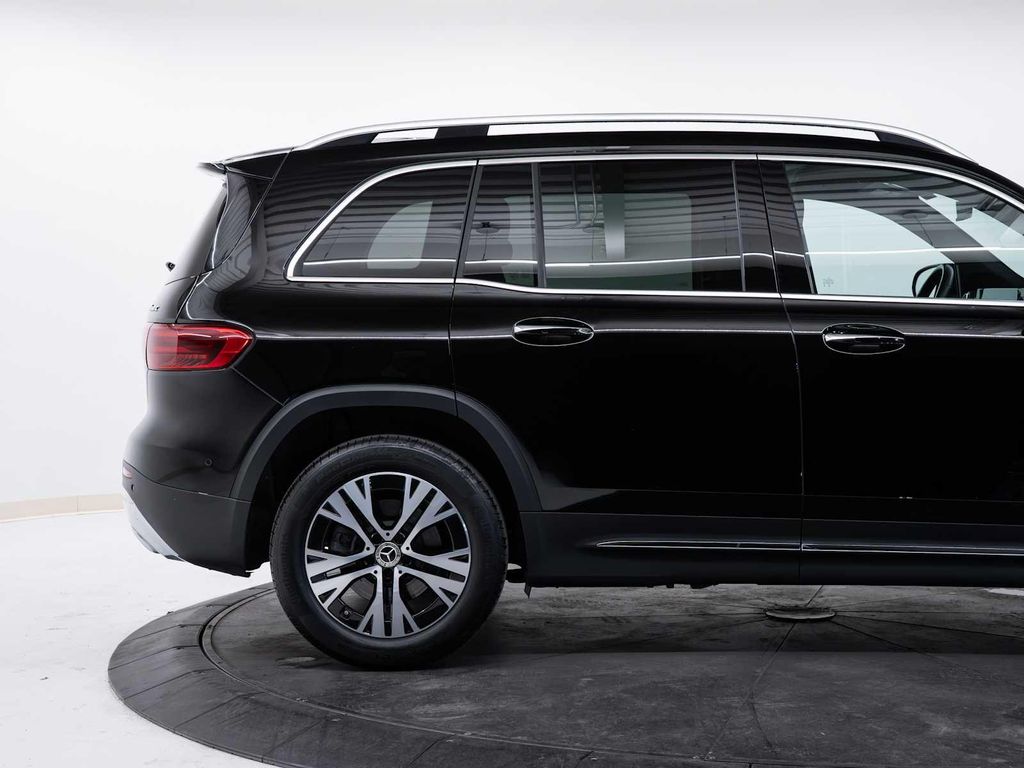2025 Mercedes-BENZ GLB 照片 10