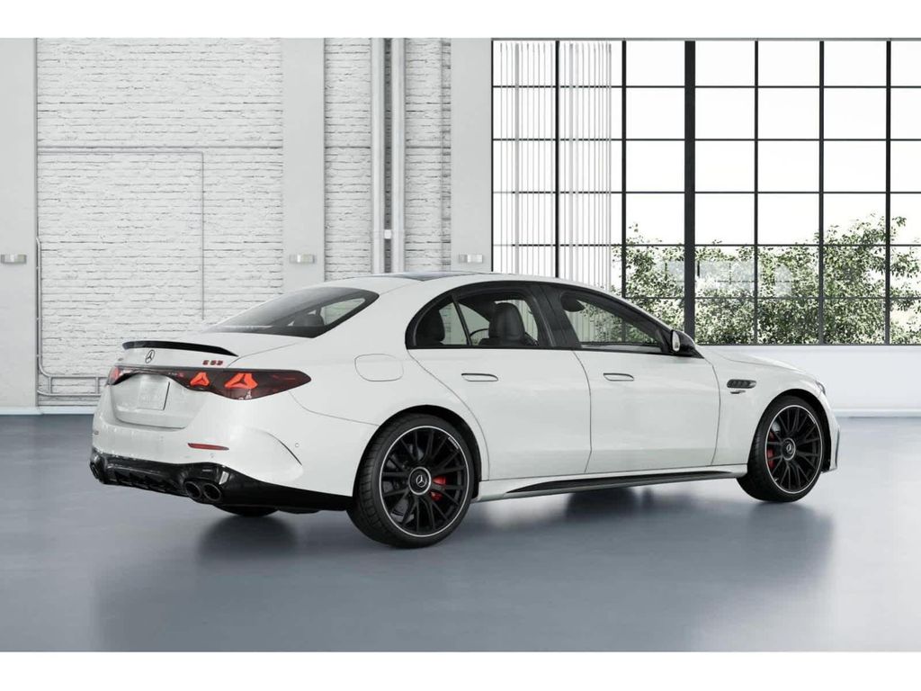 2026 Mercedes-BENZ AMG E 53 E 4MATIC+ 缩略图 21