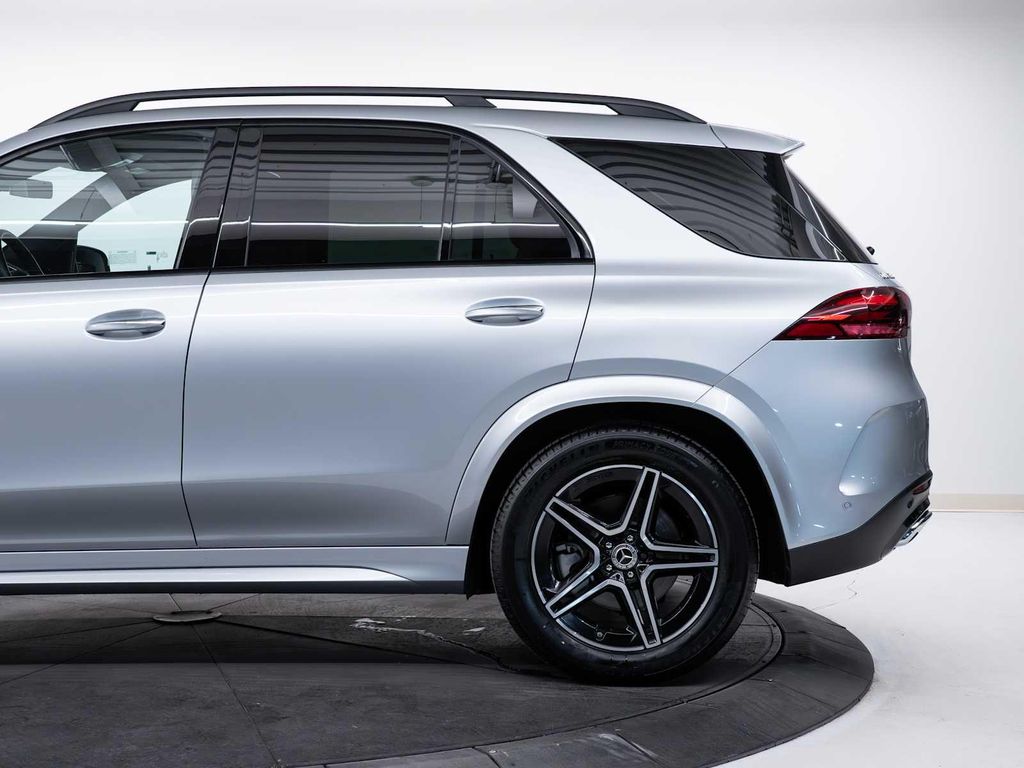 2026 Mercedes-BENZ GLE — фото 6