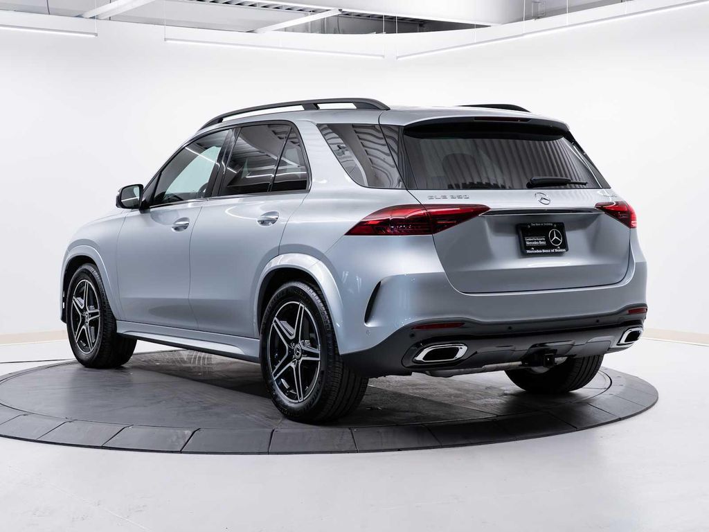 2026 Mercedes-BENZ GLE — фото 7