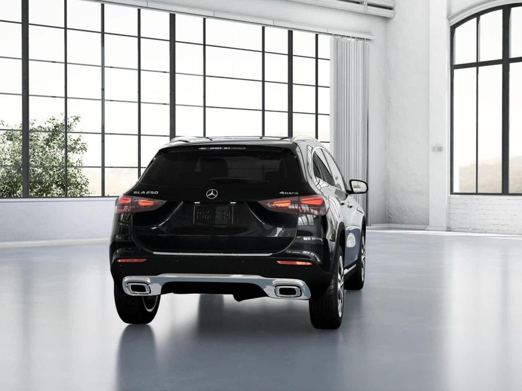 2026 Mercedes-BENZ GLA 缩略图 23