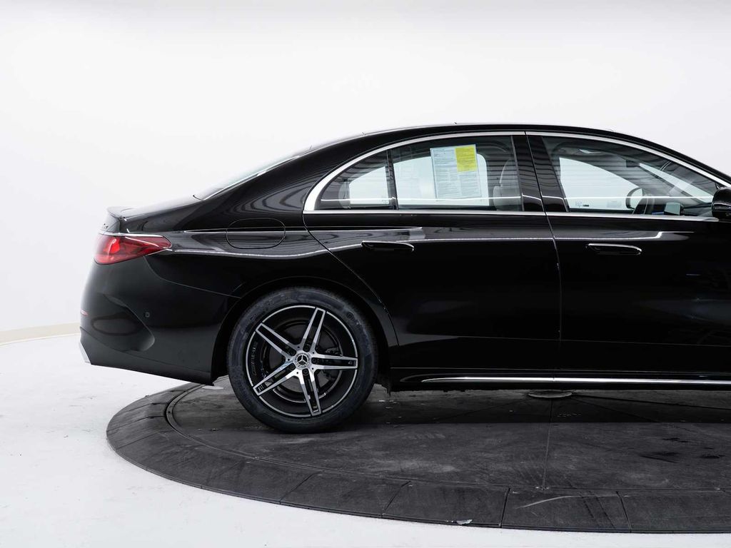 صورة 9 لـ 2026 Mercedes-BENZ E-CLASS