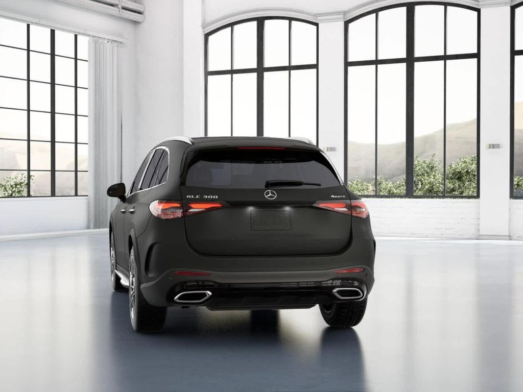 2026 Mercedes-BENZ GLC thumbnail 26